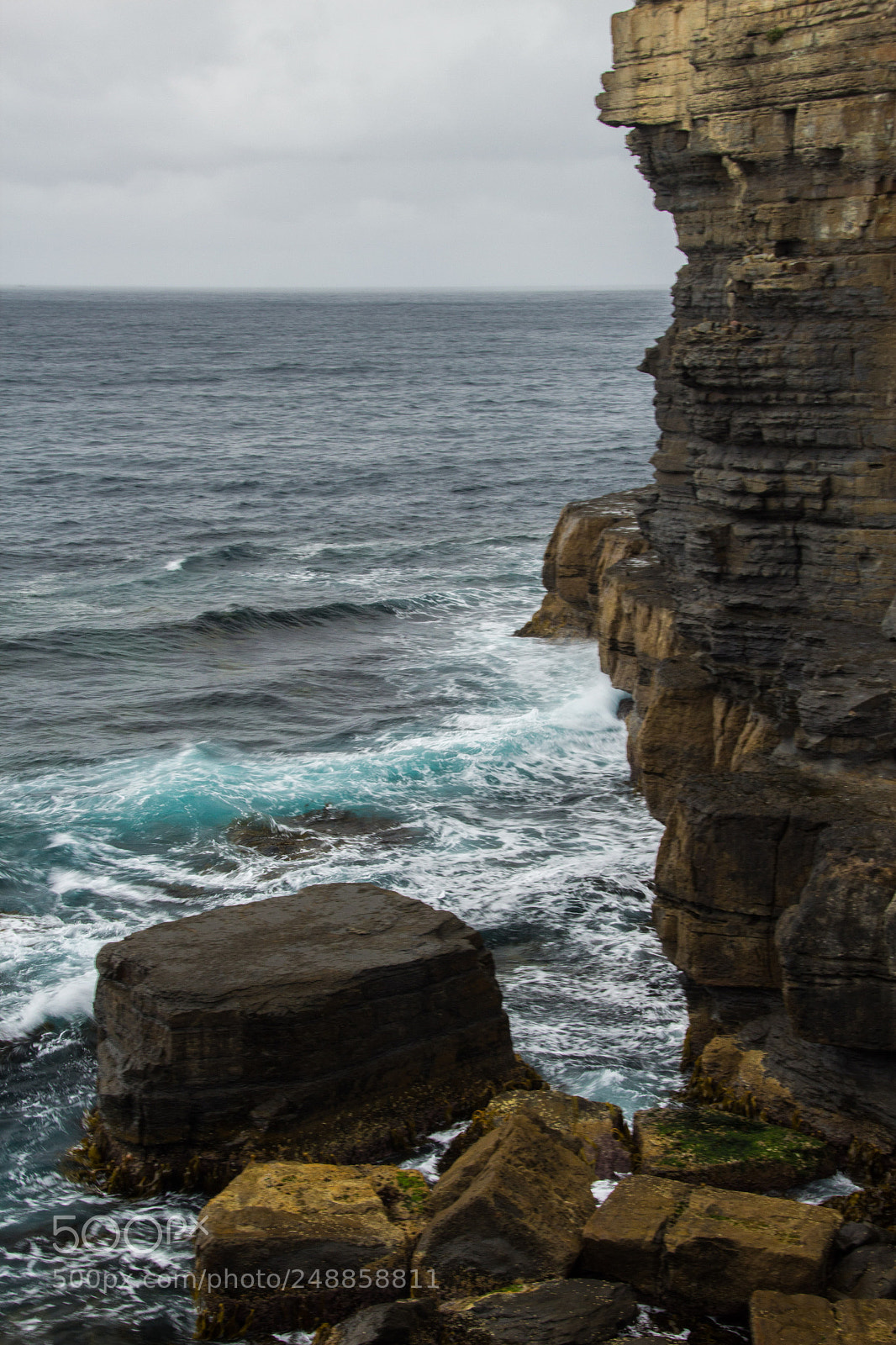 Canon EOS 600D (Rebel EOS T3i / EOS Kiss X5) sample photo. Sea cliffs photography