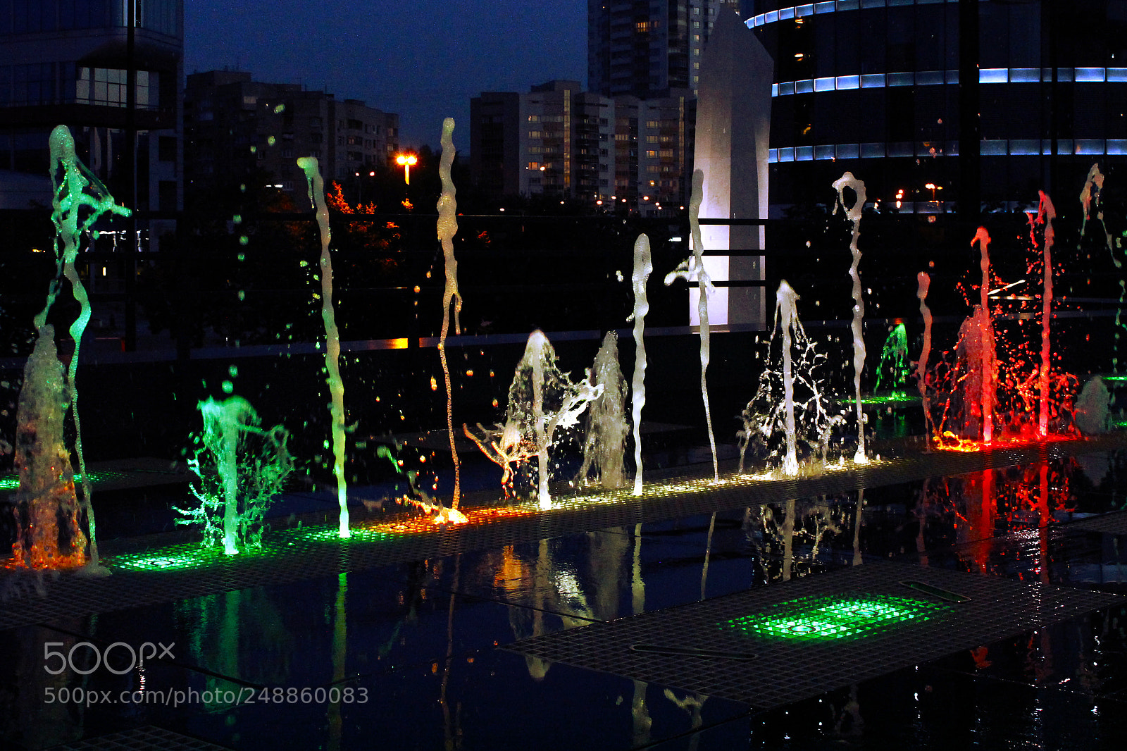 Canon EOS 500D (EOS Rebel T1i / EOS Kiss X3) sample photo. Fountains photography