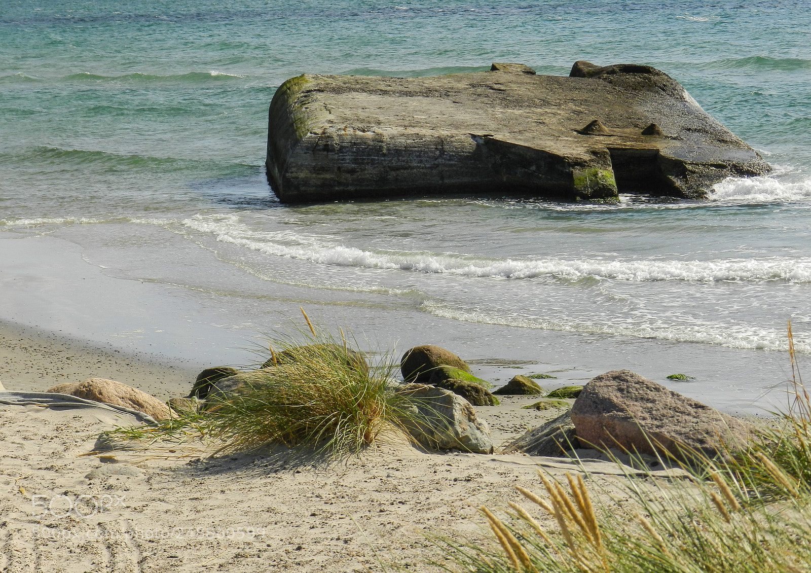 Nikon Coolpix P500 sample photo. Bunker on the beach photography