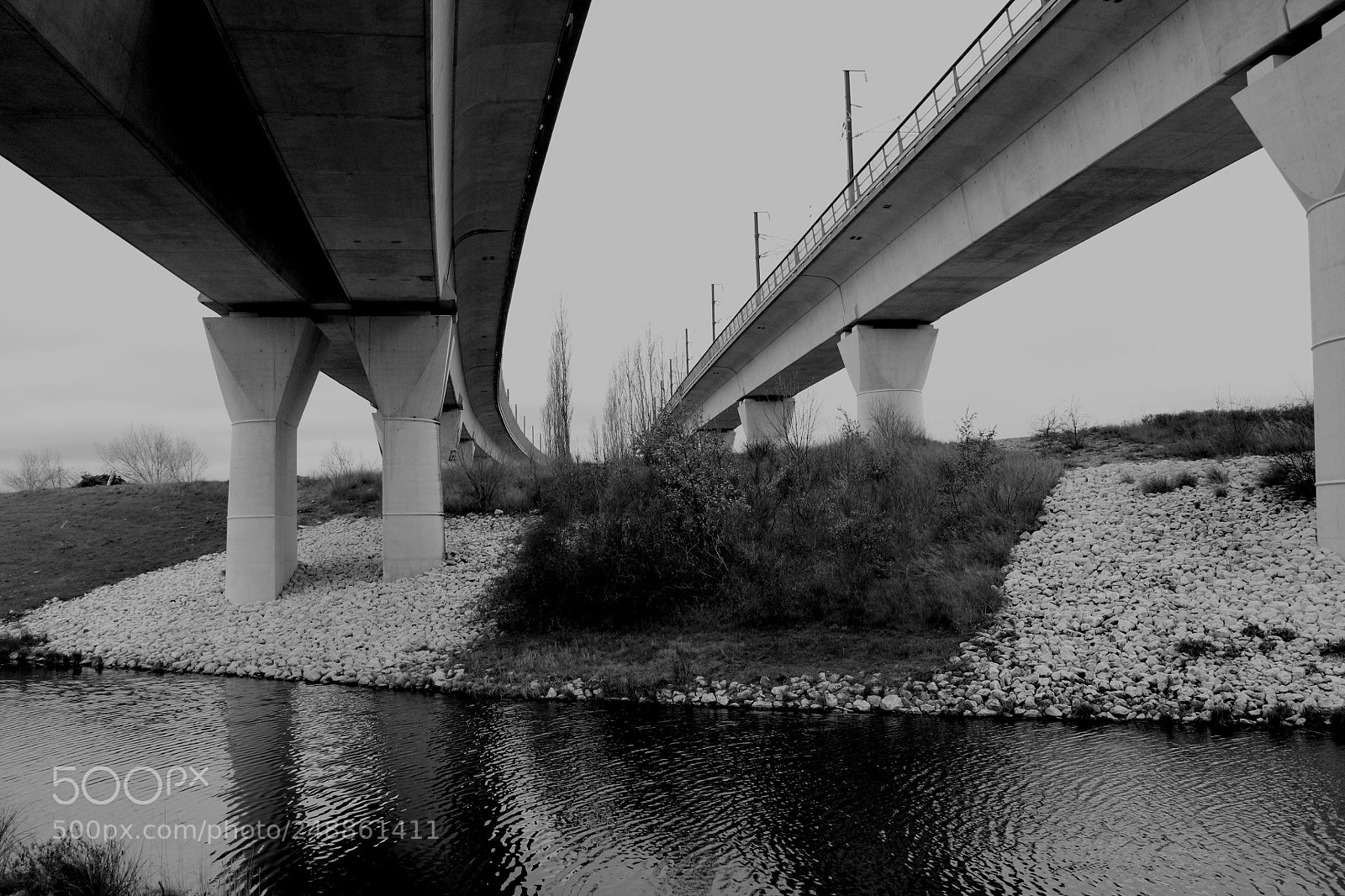 Canon EOS 700D (EOS Rebel T5i / EOS Kiss X7i) sample photo. Pont saint esprit photography