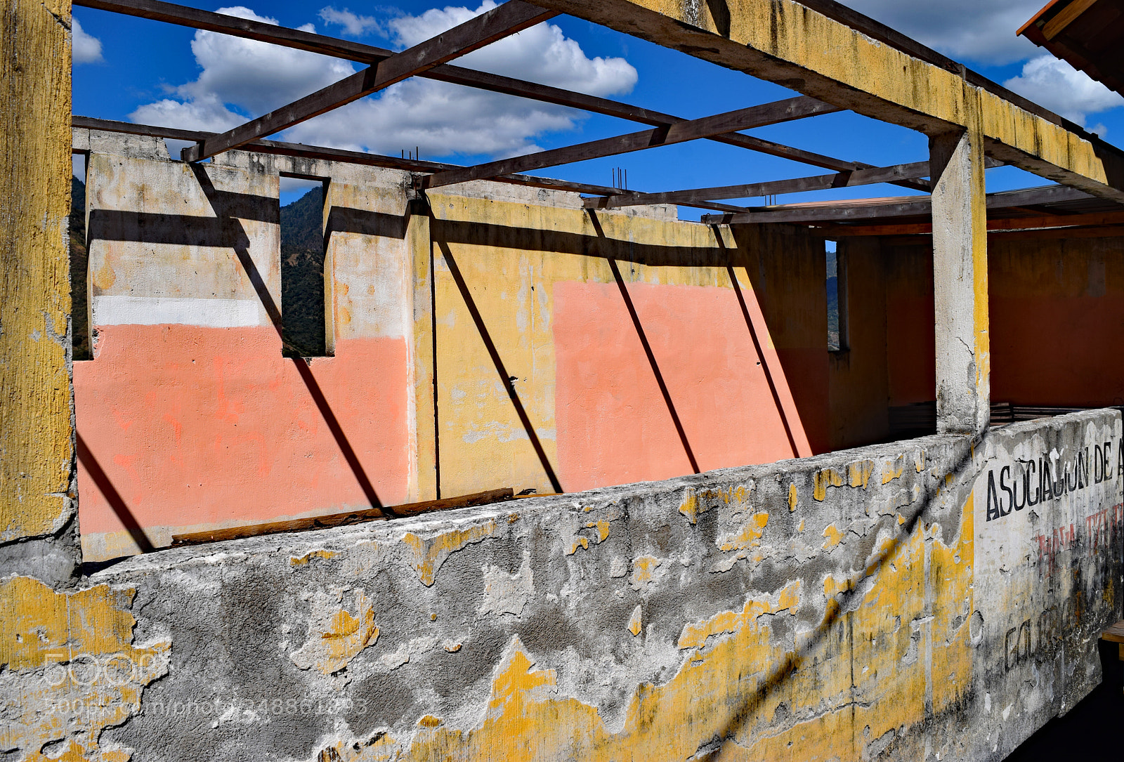Nikon D3300 sample photo. Faded paint photography