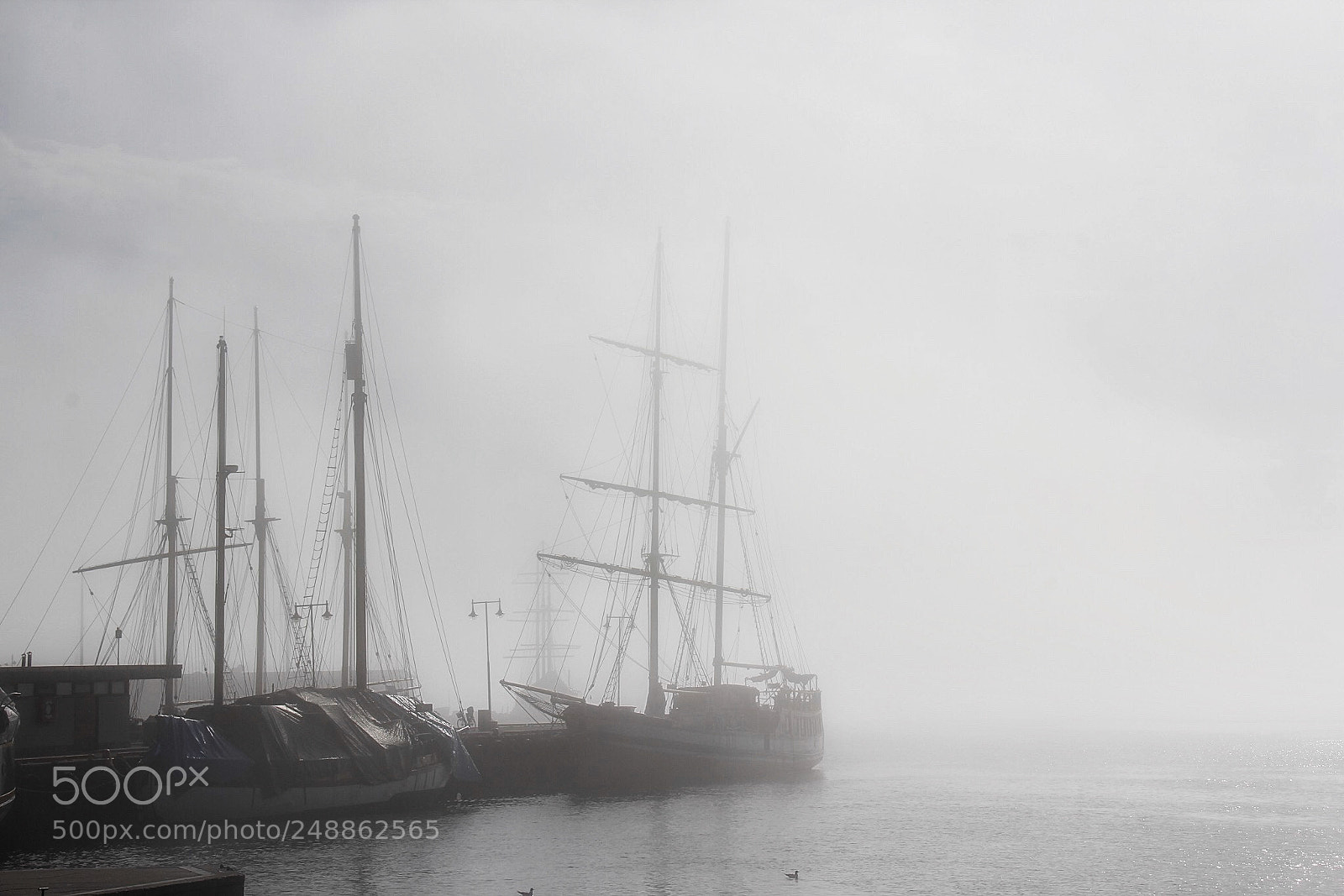 Canon EOS 60D sample photo. Oslo-harbour photography