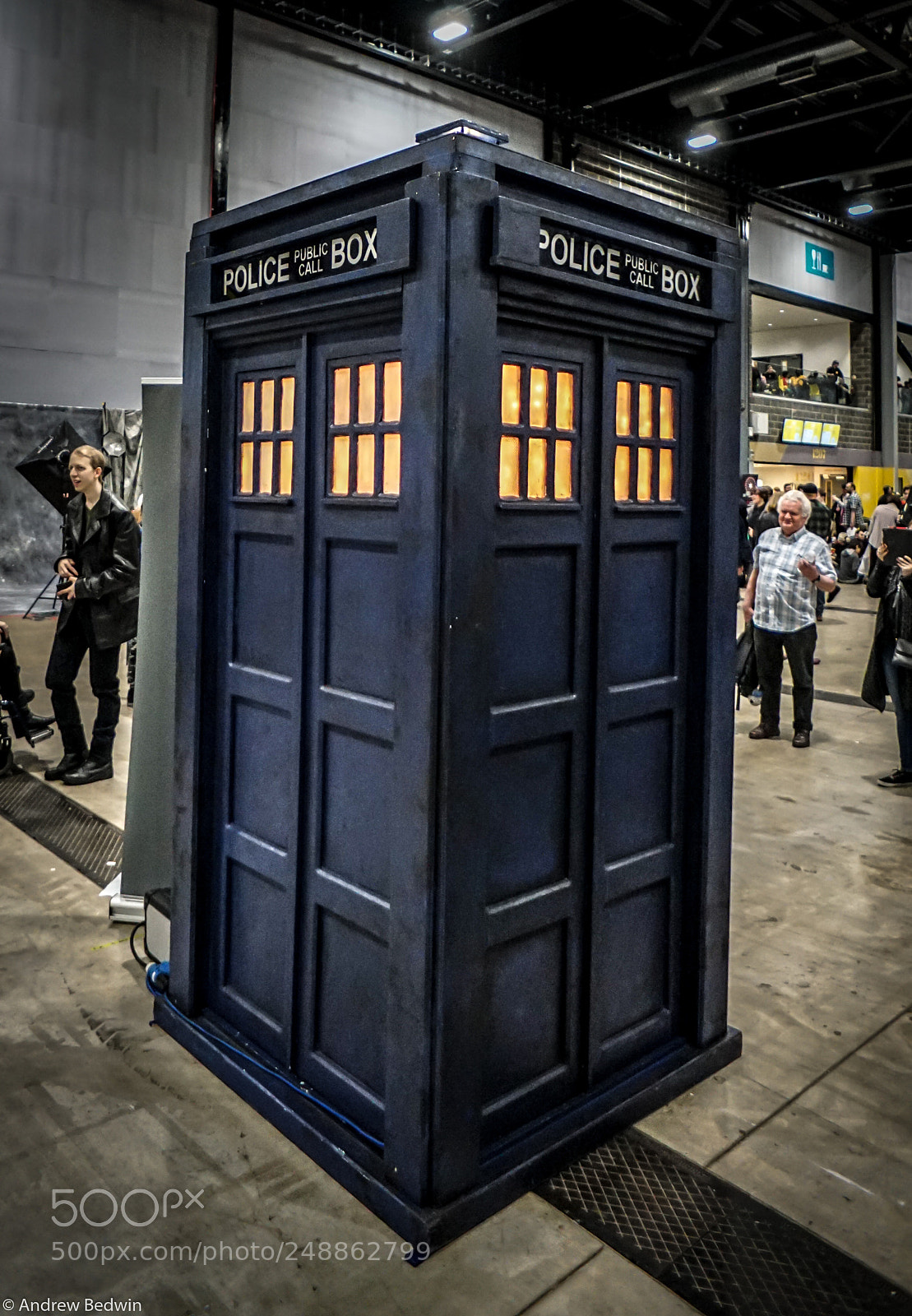 Sony a6000 sample photo. Tardis photography