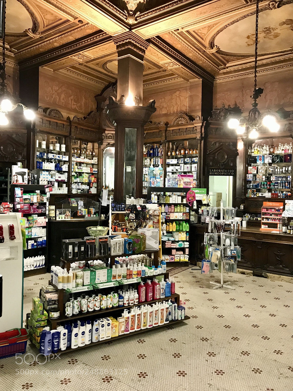 Apple iPhone 7 Plus sample photo. Old pharmacy, buenos aires photography
