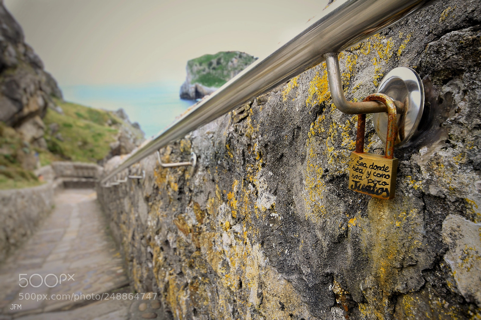 Canon EOS 50D sample photo. Candado? photography