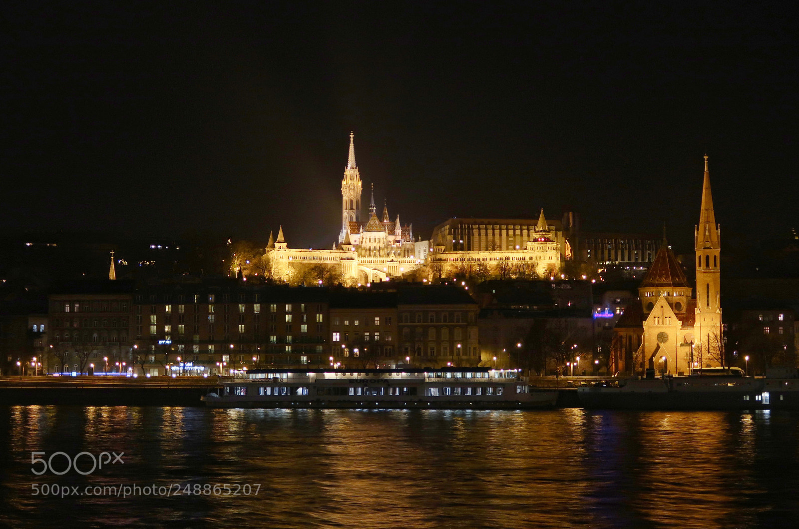 Canon PowerShot G7 X Mark II sample photo. Budapest lights 2 photography