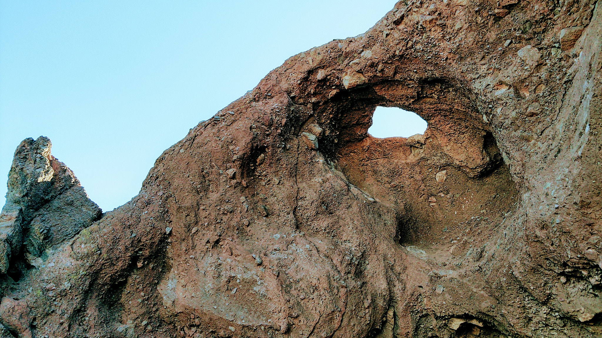 Motorola XT1650 sample photo. Hole in the rock photography