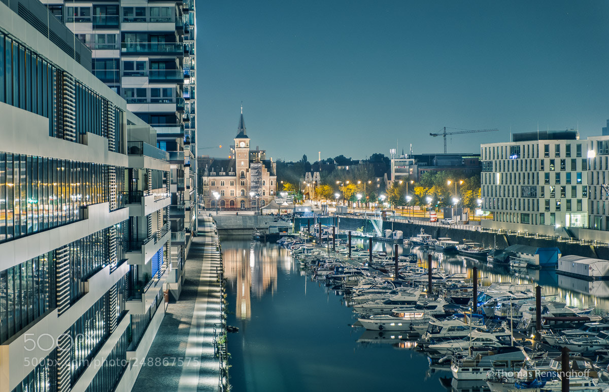 Nikon D800 sample photo. Mix of architecture photography
