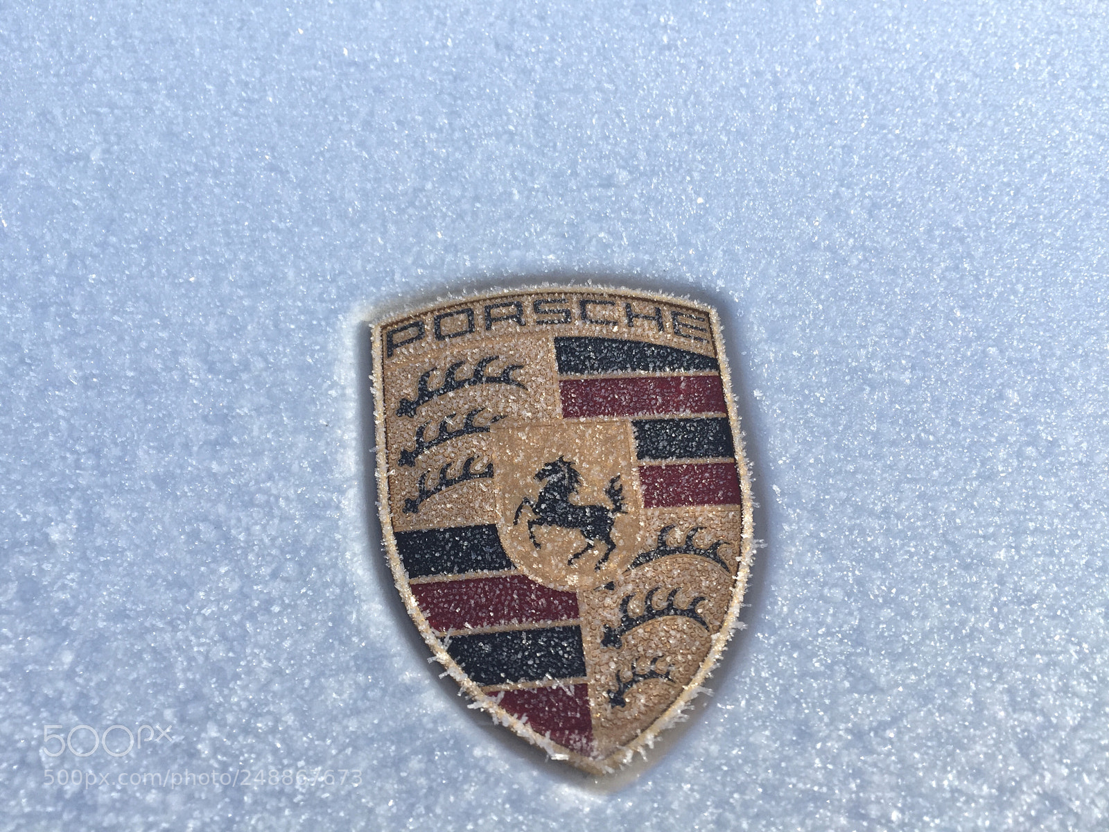 Apple iPhone 6 sample photo. Porsche crest photography