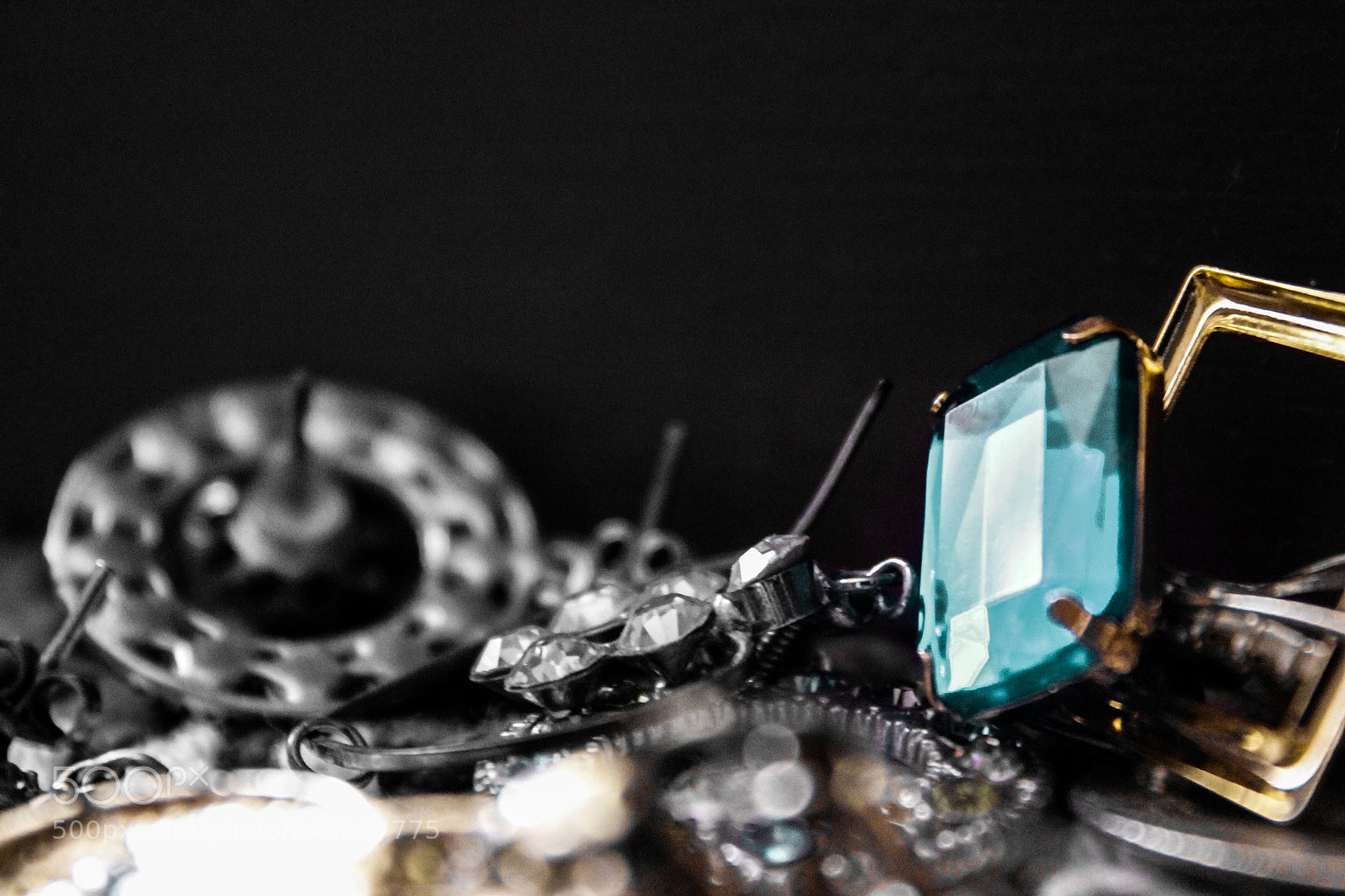 Canon EOS 700D (EOS Rebel T5i / EOS Kiss X7i) sample photo. The fake treasure photography
