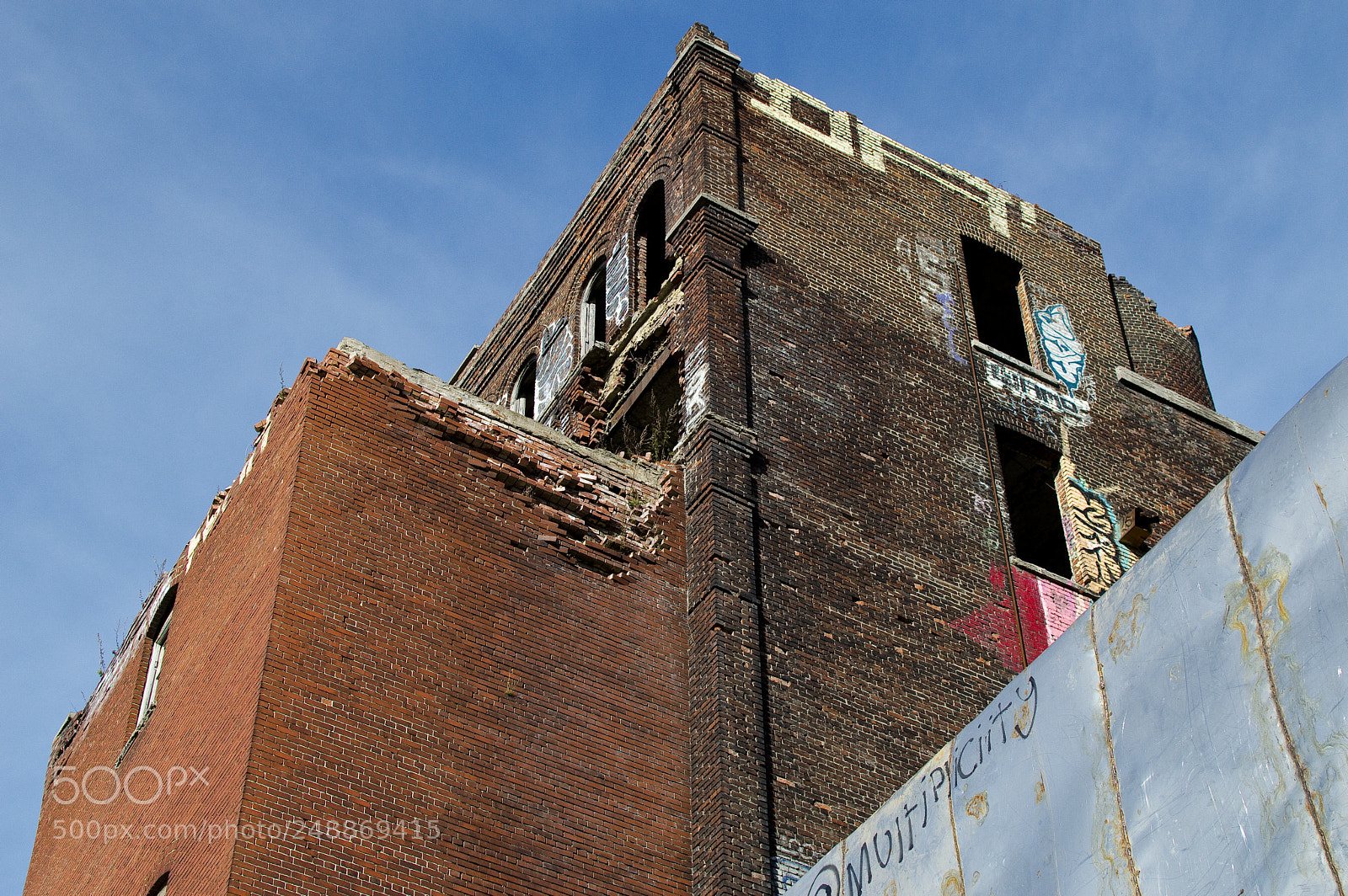 Nikon D3200 sample photo. Old decaying malt building photography