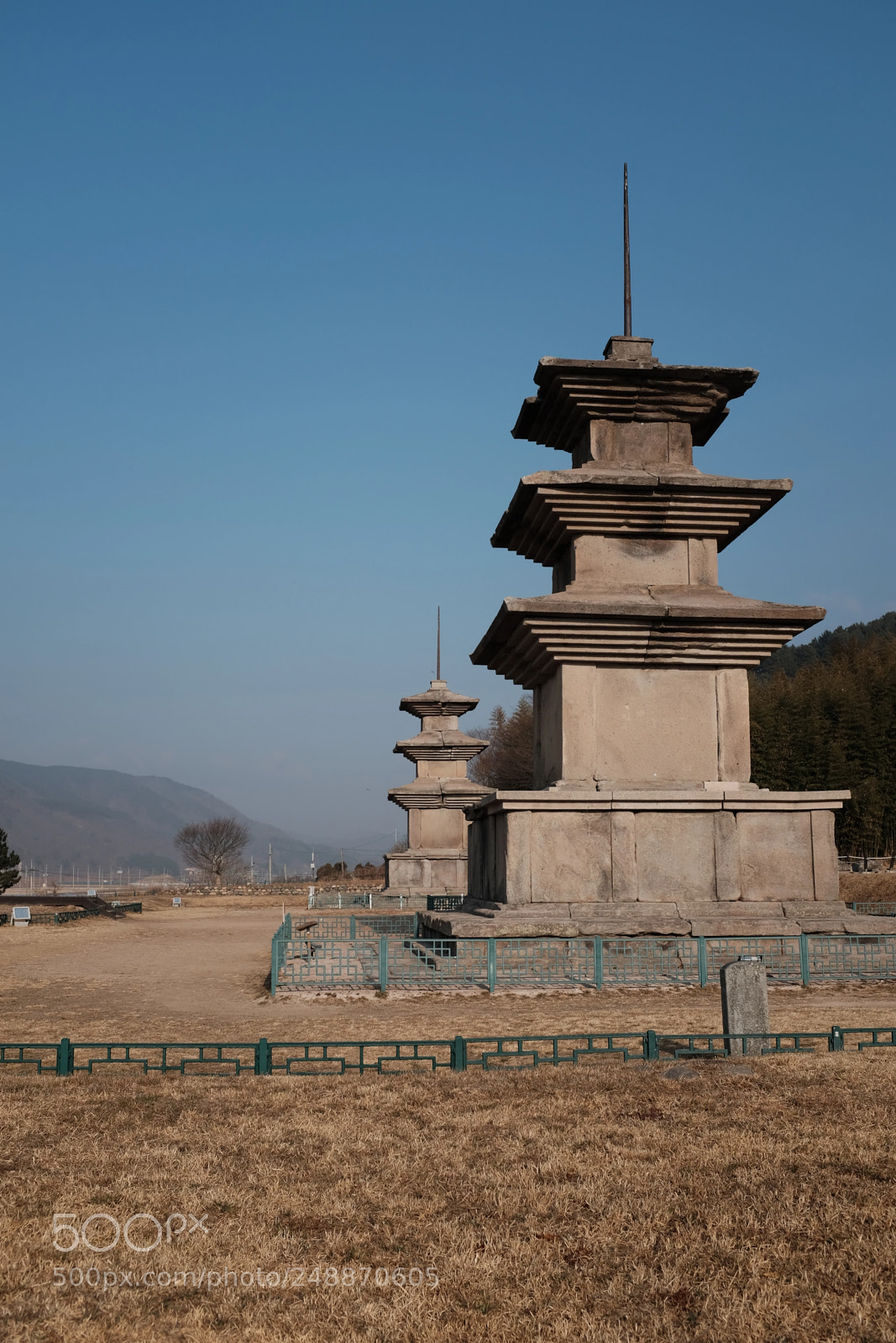 Fujifilm X100F sample photo. Gameunsaji three-storied stone pagoda photography