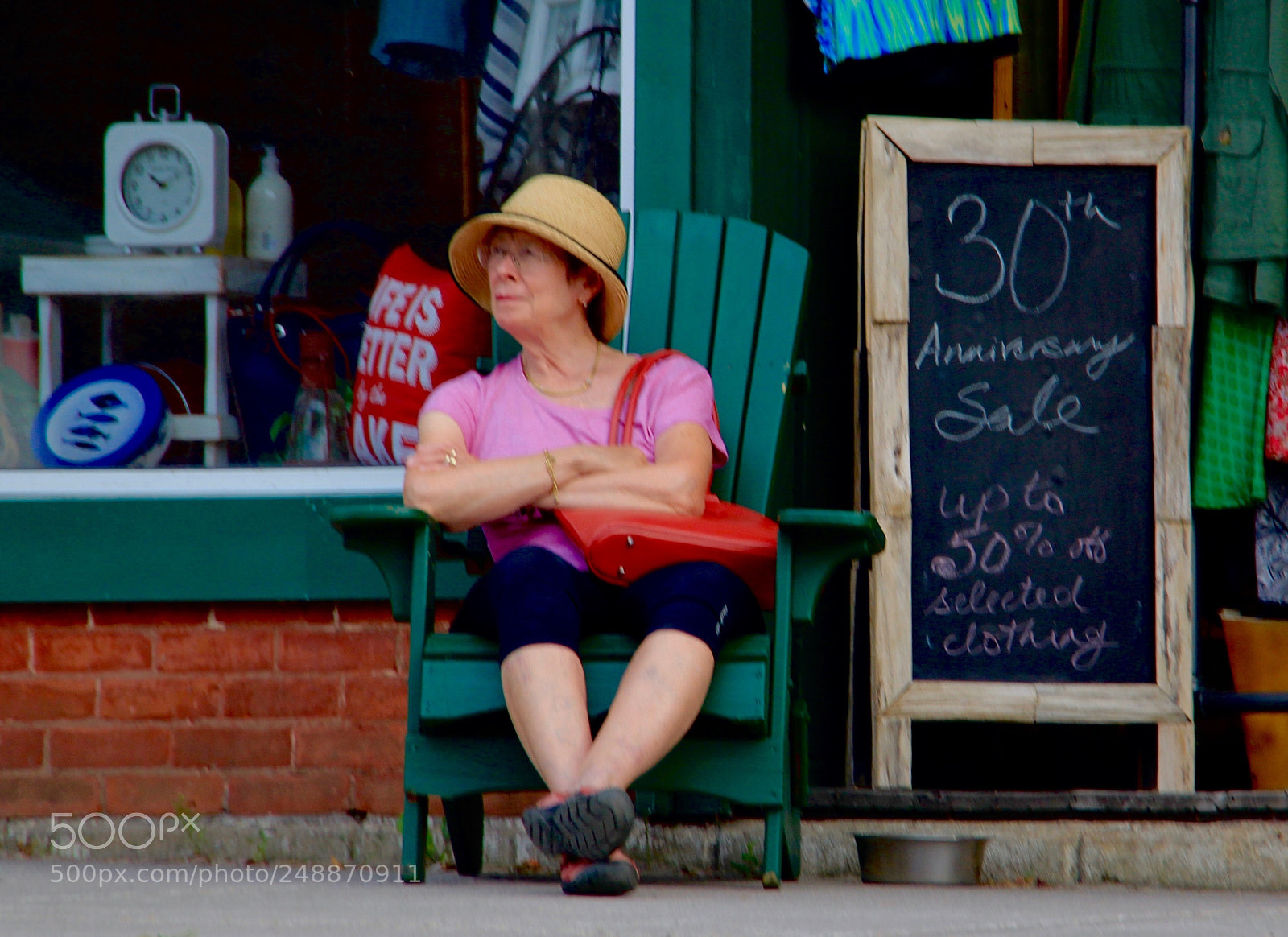 Canon EOS 60D sample photo. Tired shopper photography