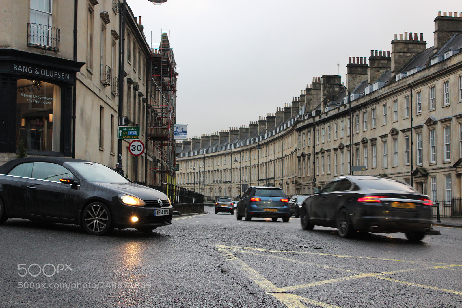 Canon EOS 600D (Rebel EOS T3i / EOS Kiss X5) sample photo. Cars driving photography