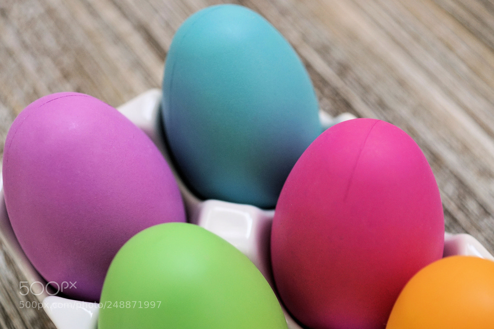 Sony ILCA-77M2 sample photo. Easter eggs photography