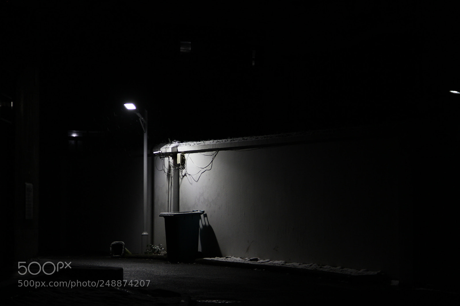 Canon EOS 7D sample photo. Night with light photography