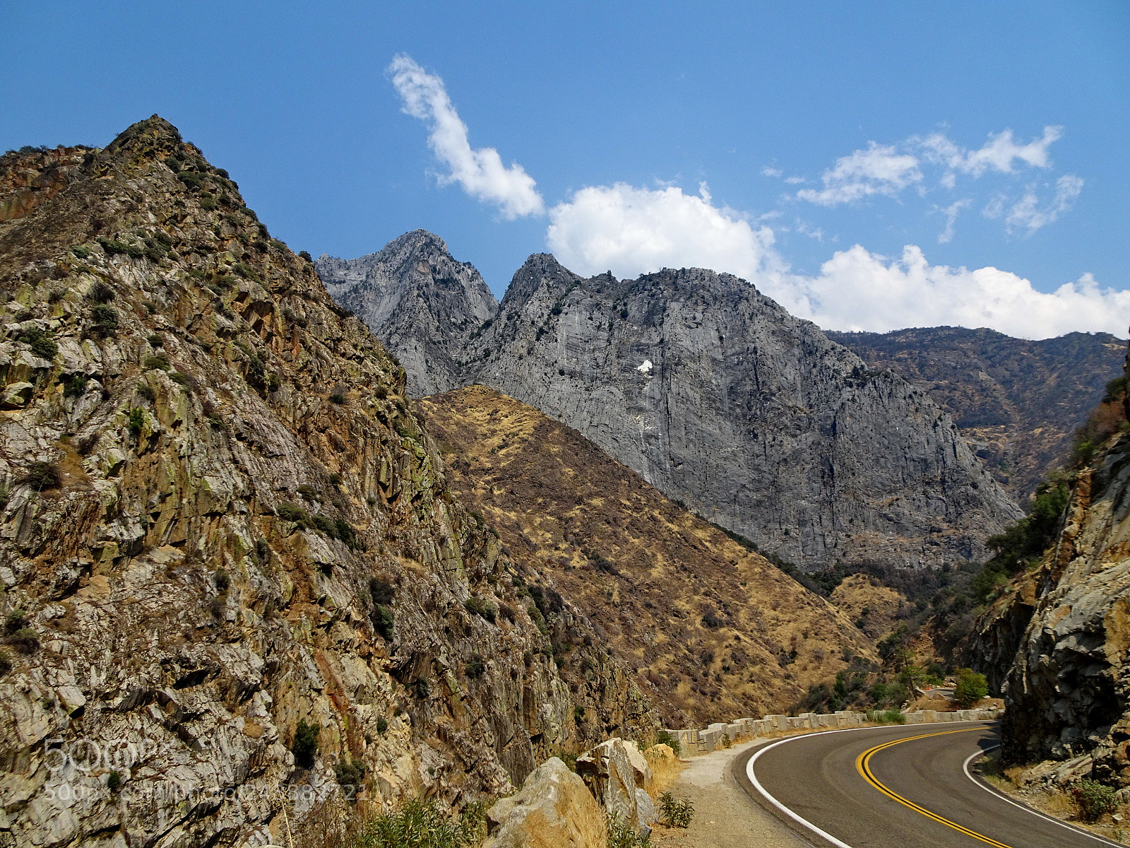 Sony Cyber-shot DSC-HX80 sample photo. Scenic drive photography