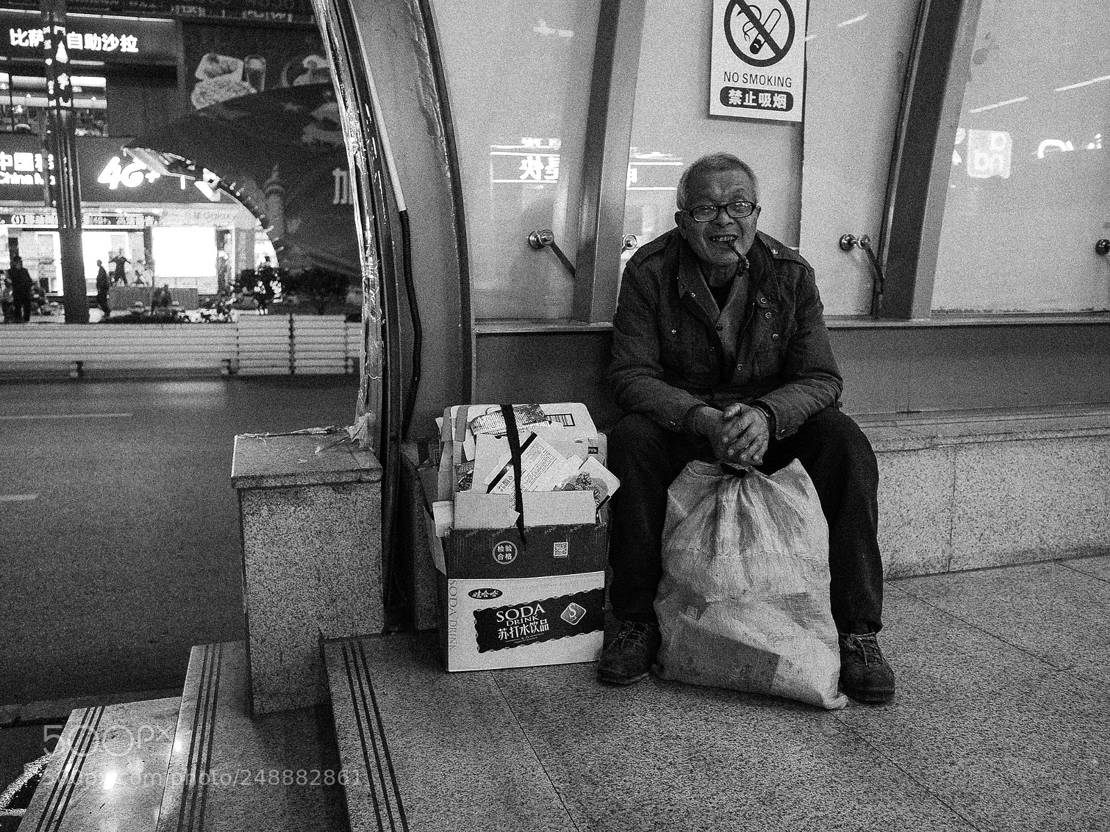 Ricoh GR sample photo. Street snap documentary photography