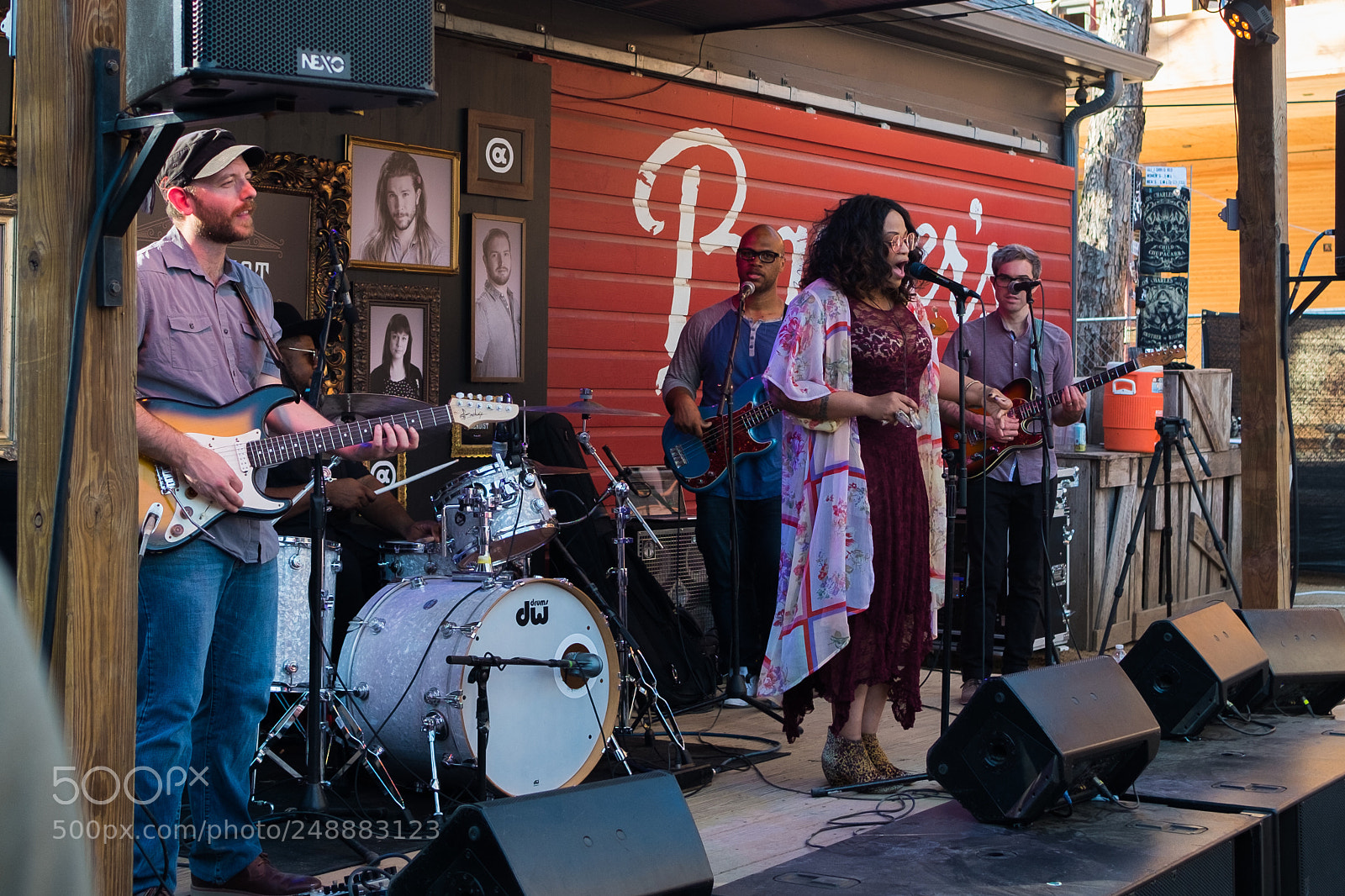 Fujifilm X-Pro1 sample photo. Band photography