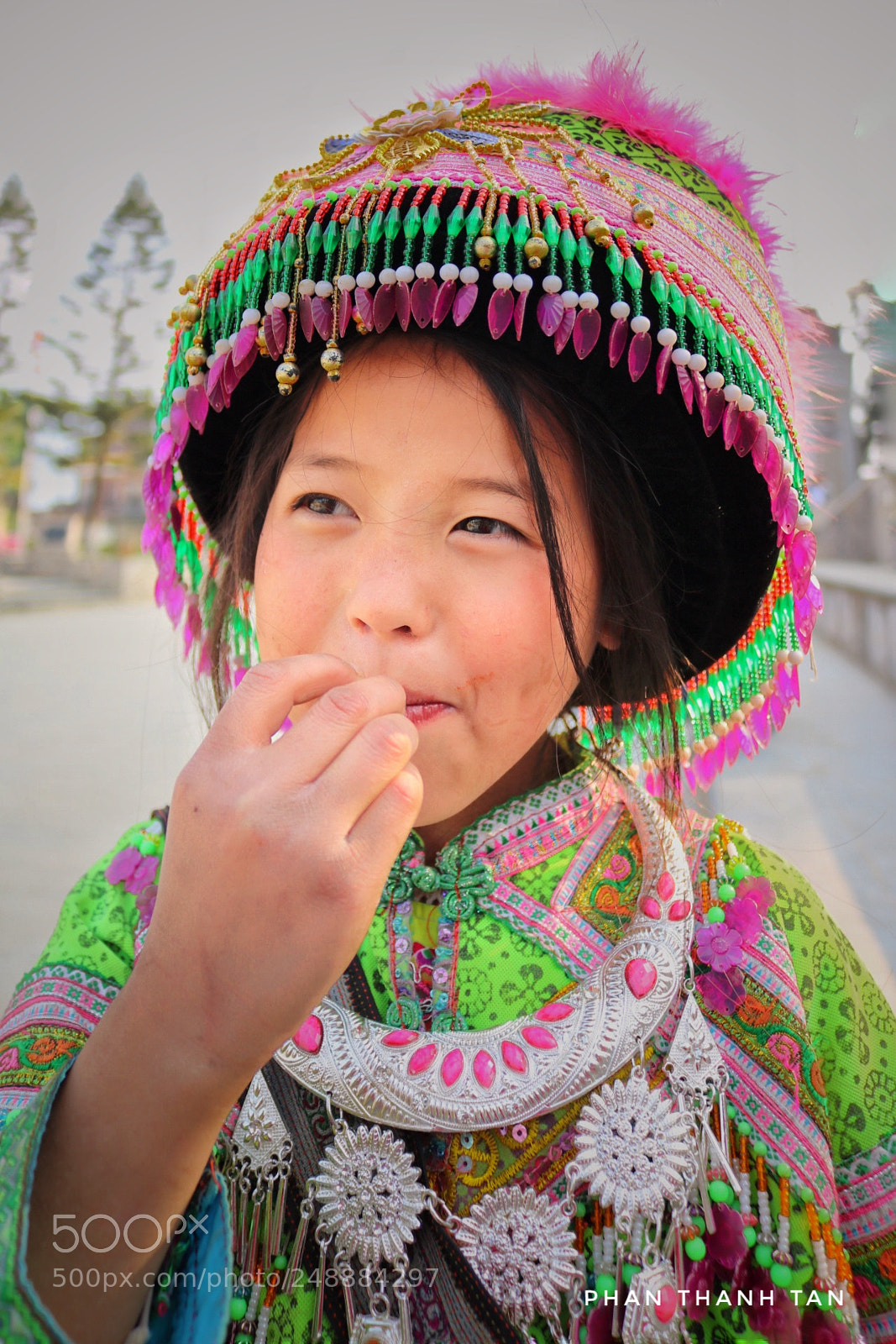 Canon EOS 750D (EOS Rebel T6i / EOS Kiss X8i) sample photo. Smile of children  photography
