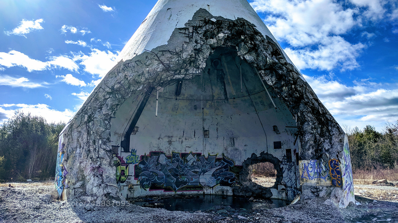 Google Nexus 6P sample photo. Abandoned teleglobe satellite station photography