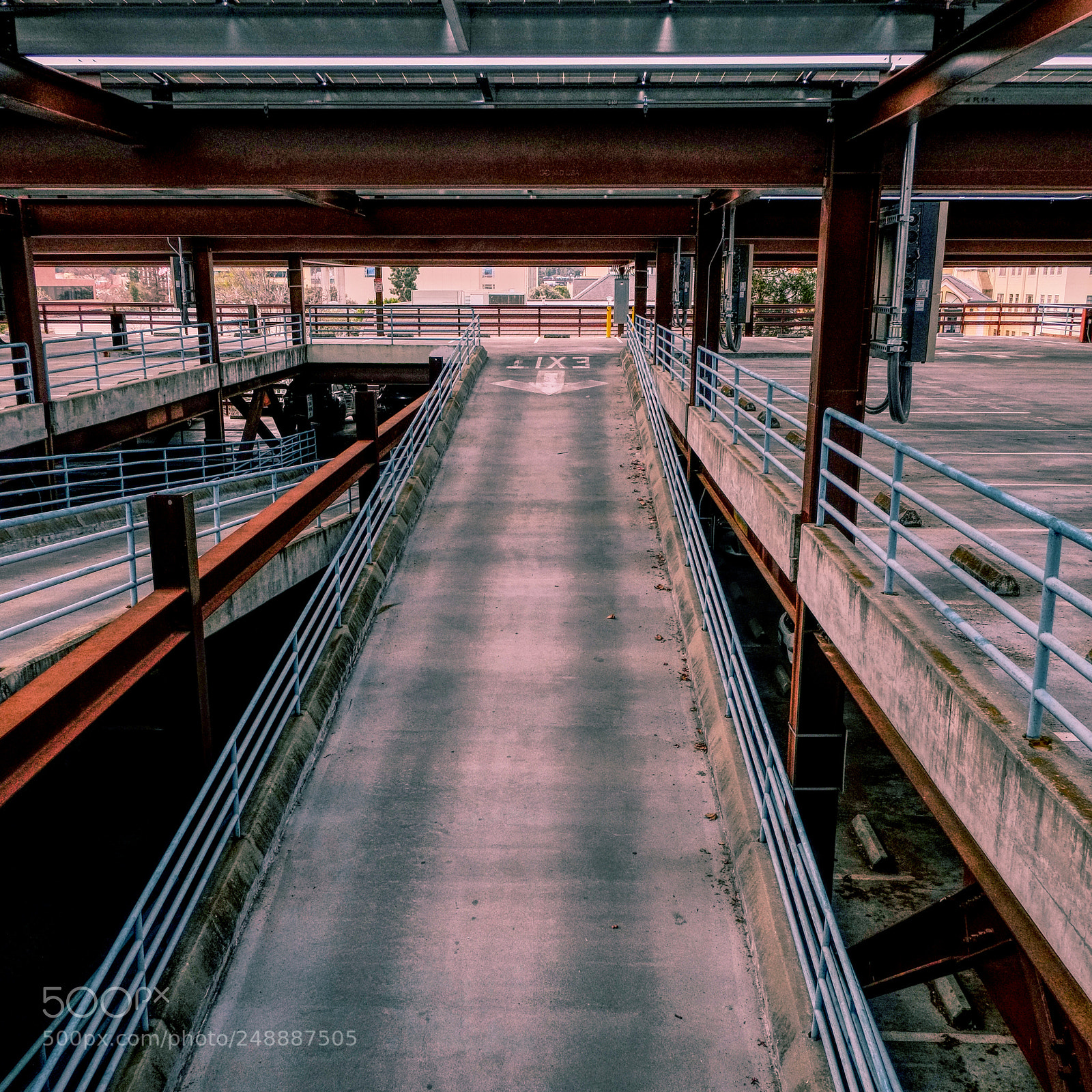 Fujifilm X-Pro1 sample photo. Exit photography