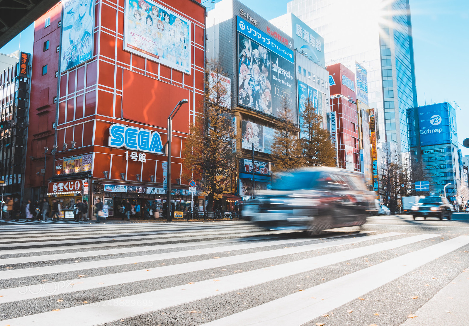 Fujifilm X-T20 sample photo. Electric town photography
