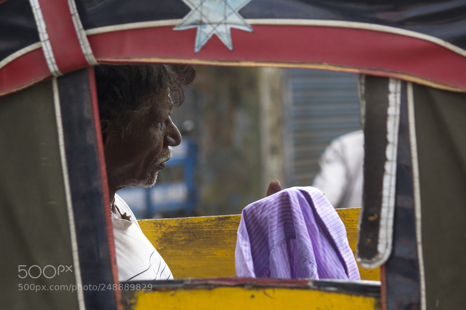 Canon EOS 60D sample photo. Behind the frame photography