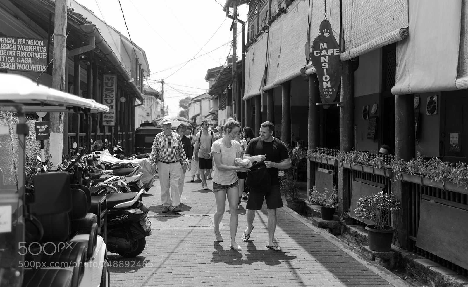 Nikon D810 sample photo. Streets of galle fort photography