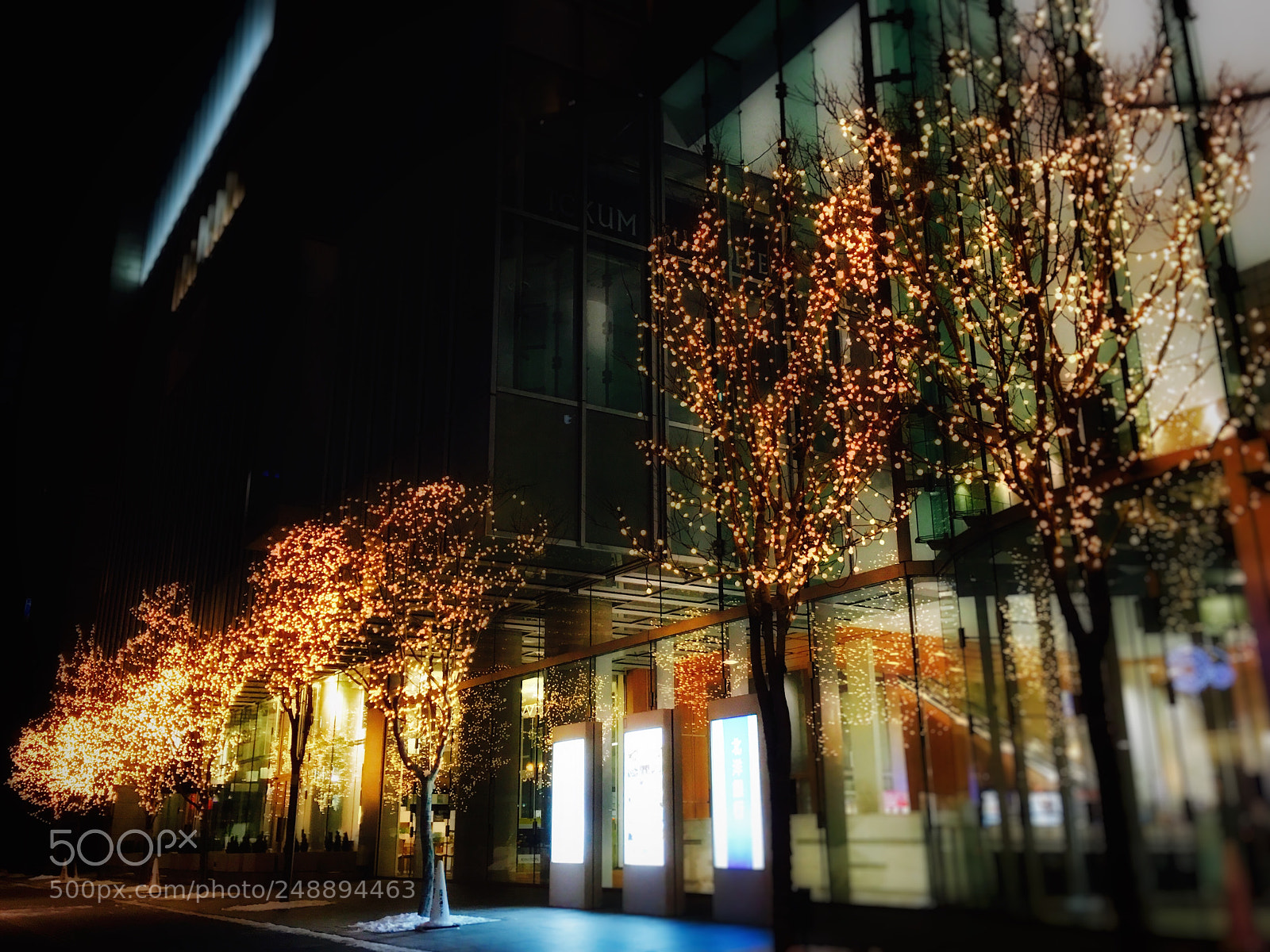 Apple iPhone 6s Plus sample photo. Sapporo station front street photography
