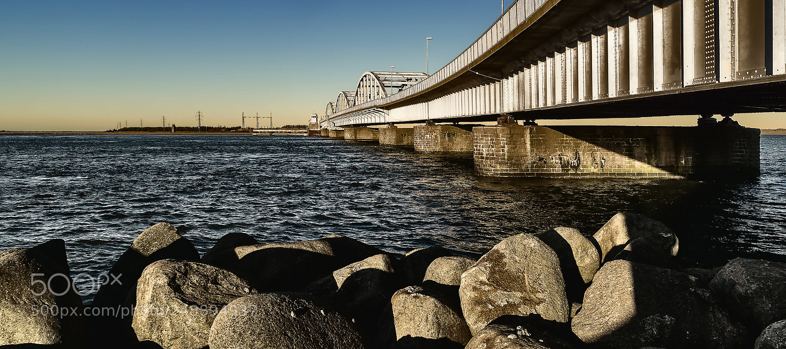 Sony ILCA-77M2 sample photo. Bridge in winter sun photography