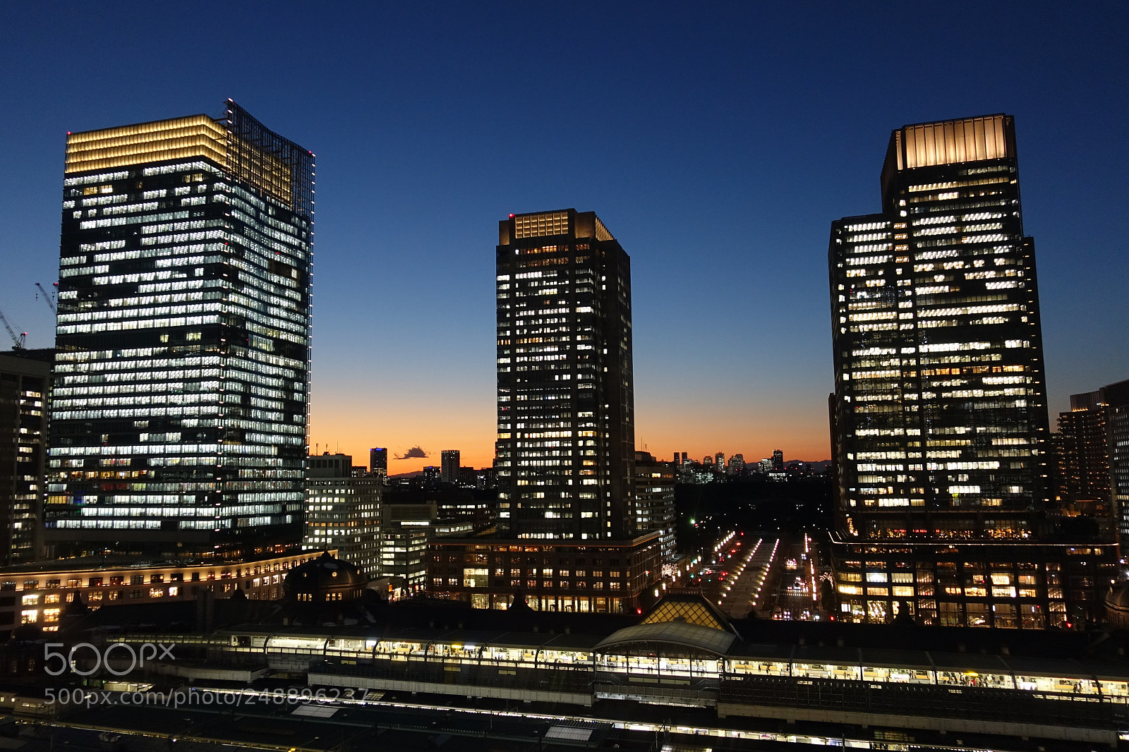 Sony Cyber-shot DSC-RX100 IV sample photo. Sunset of tokyo photography