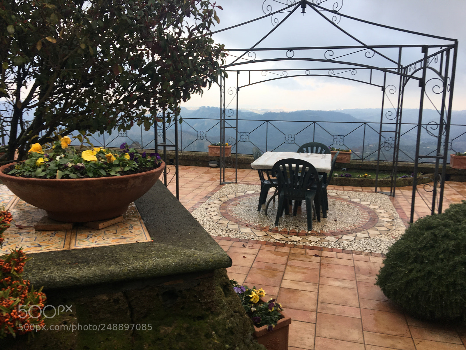 Apple iPhone 6s Plus sample photo. Civita di bagnoregio photography