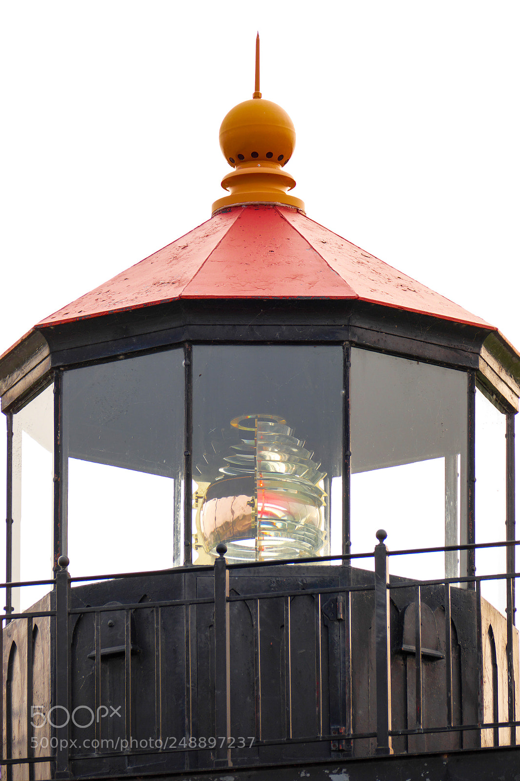 Panasonic Lumix DMC-FZ1000 sample photo. Fresnel lens, sand point photography