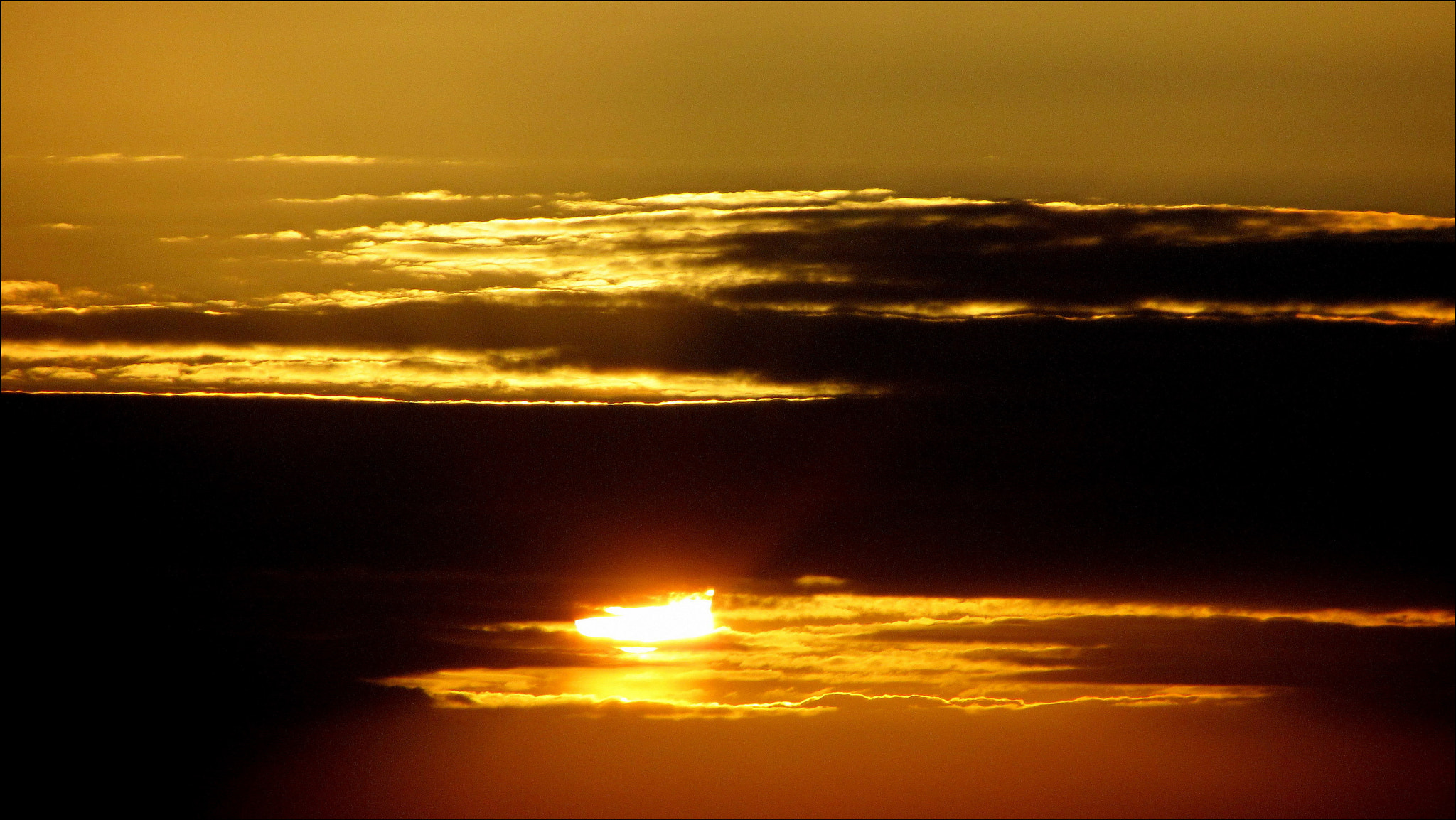 Canon PowerShot SX220 HS sample photo. Fight of elements photography