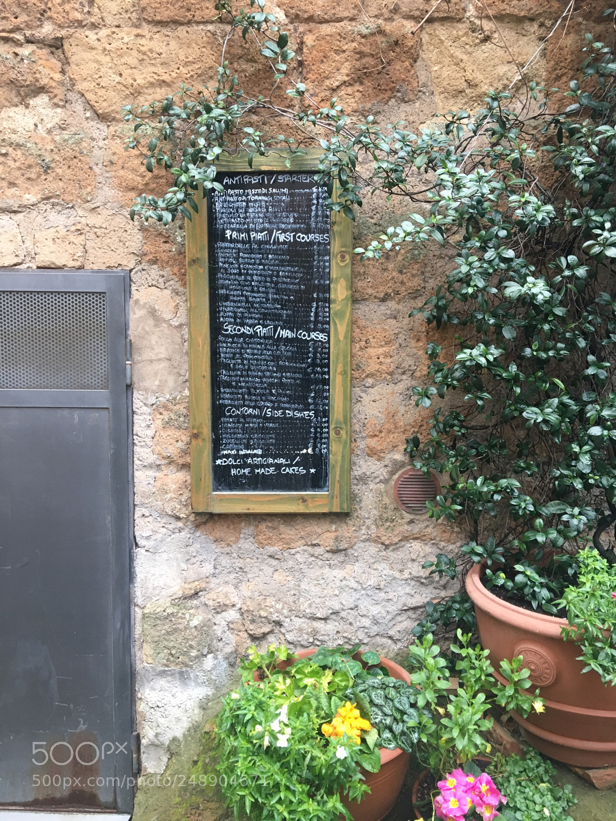 Apple iPhone 6s Plus sample photo. Civita di bagnoregio photography