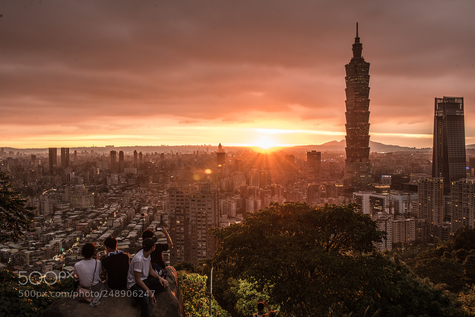 Nikon D800 sample photo. Sunset over taipei city photography