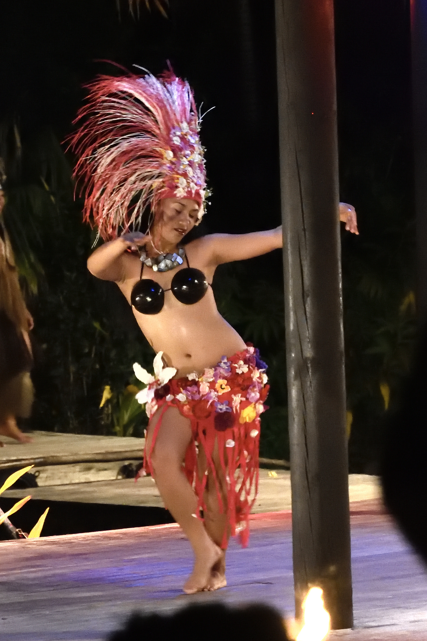 Nikon D7200 sample photo. Fantastic show at te vara nui villiage rarotonga photography