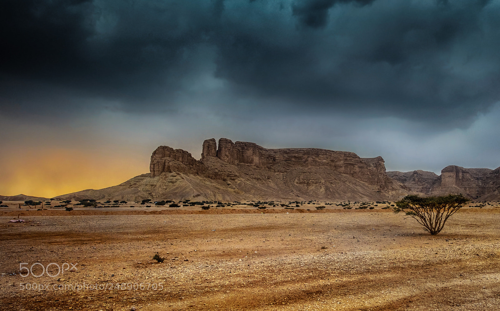 Nikon D810 sample photo. Stormy sunset in the photography
