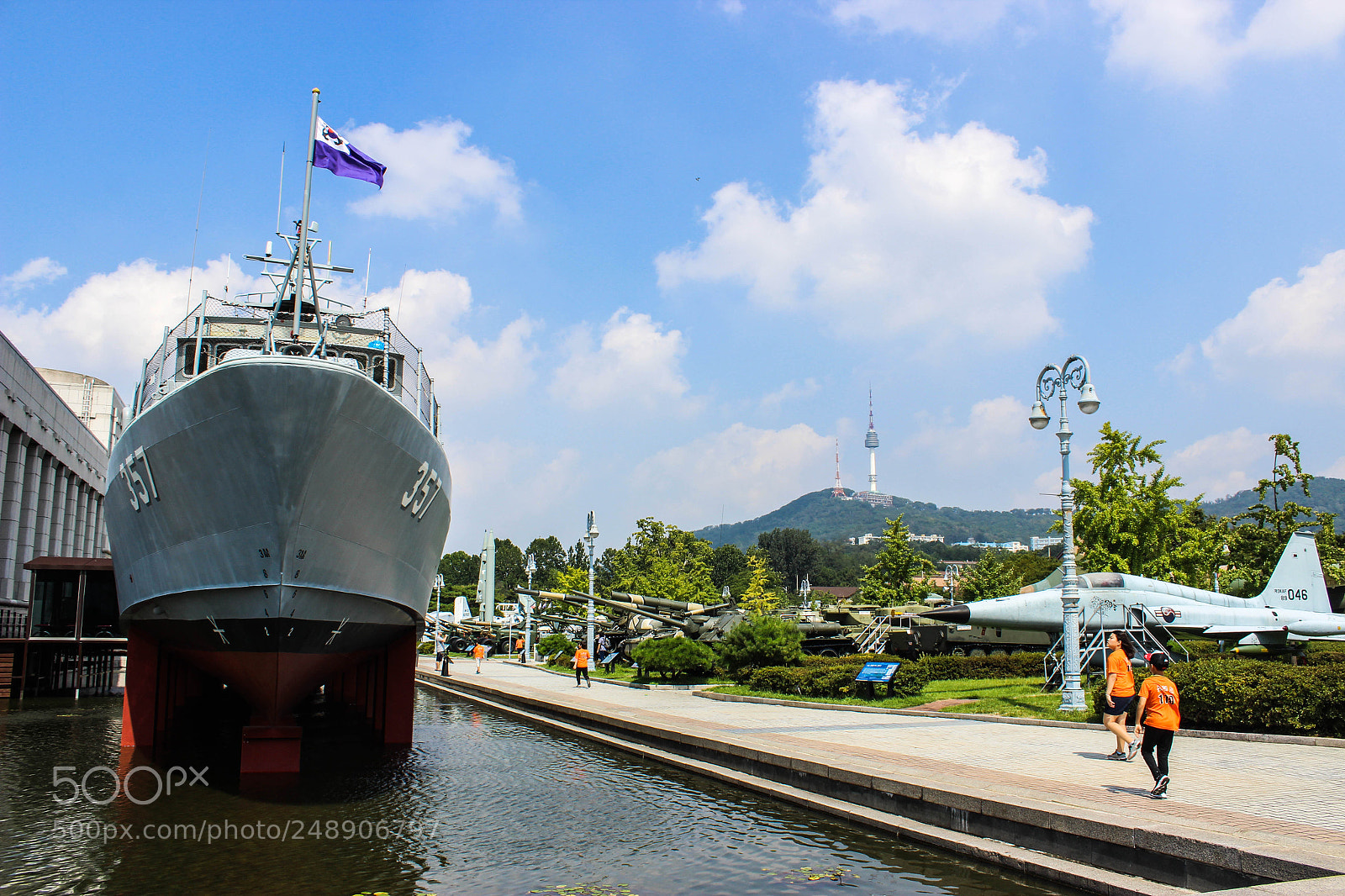 Canon EOS 600D (Rebel EOS T3i / EOS Kiss X5) sample photo. War memorial of korea 3 photography