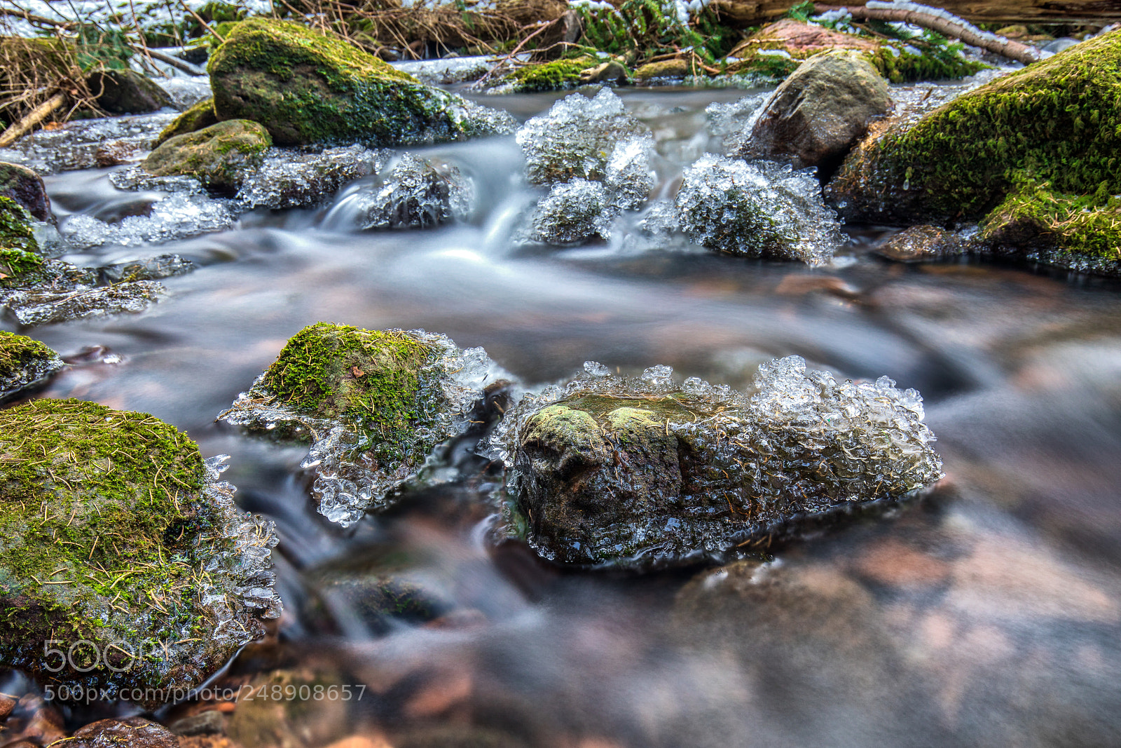 Canon EOS 5D Mark IV sample photo. Bachlauf im winter photography