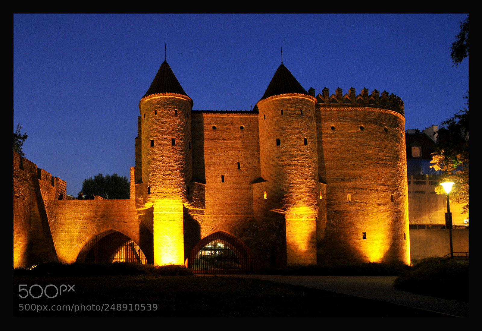 Nikon D300 sample photo. Barbican in warszawa photography