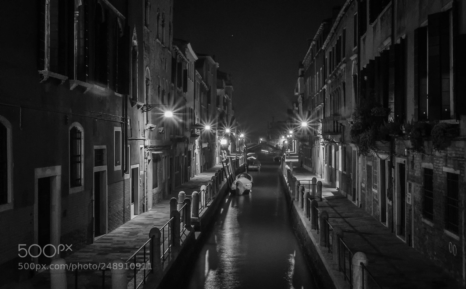 Canon EOS 80D sample photo. Alley #3 photography