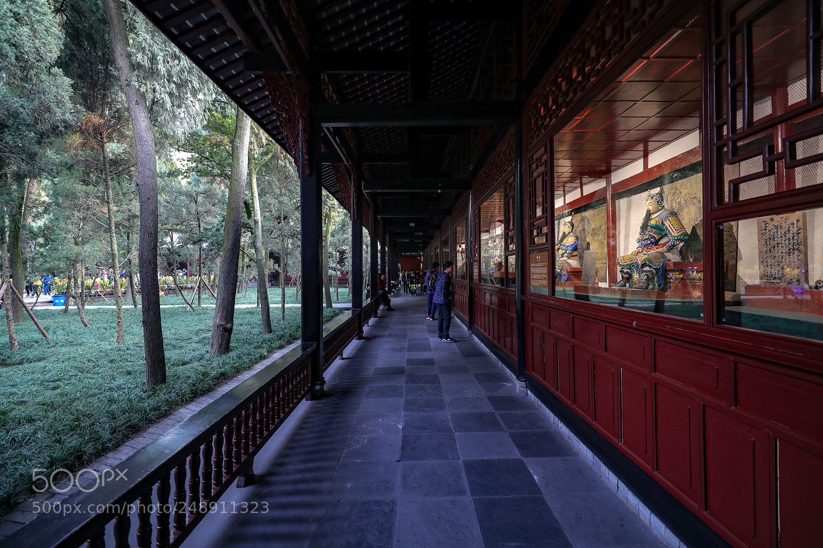 Canon EOS-1D X Mark II sample photo. Corridor 01 photography