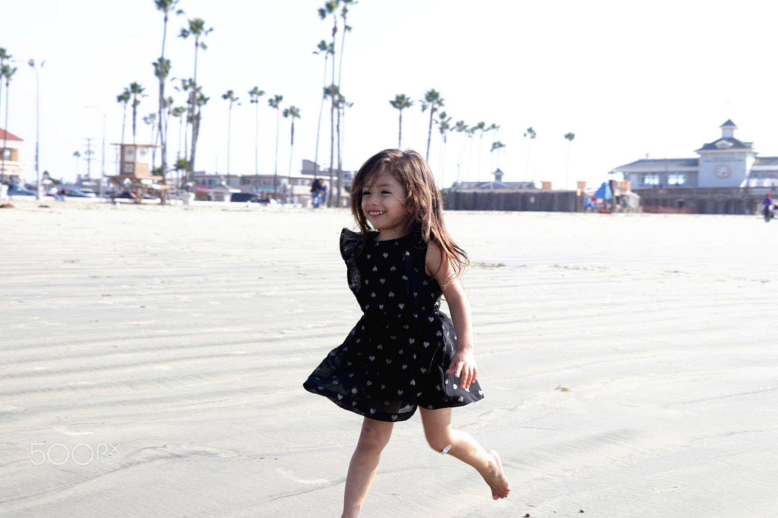 Canon EOS 77D (EOS 9000D / EOS 770D) sample photo. Beauty at beach photography