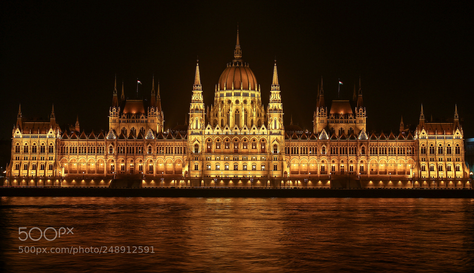 Canon EOS 600D (Rebel EOS T3i / EOS Kiss X5) sample photo. Golden parliament of budapest photography
