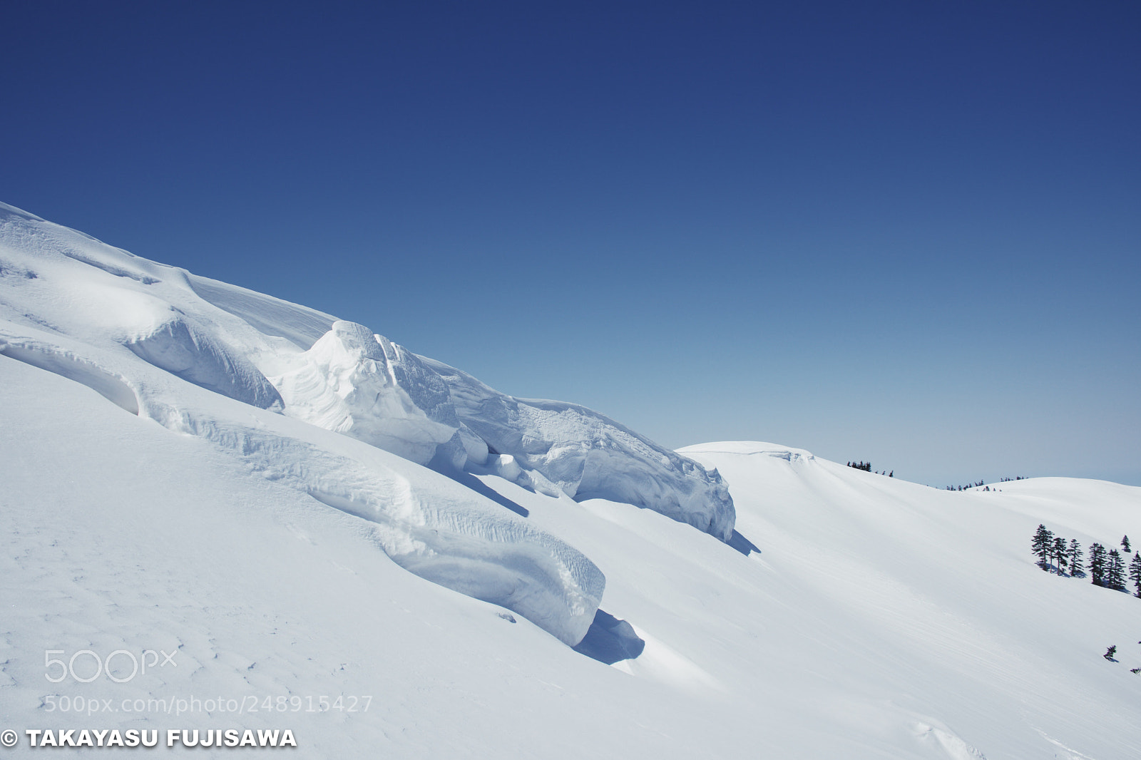 Fujifilm X-T20 sample photo. Collapsed snow photography