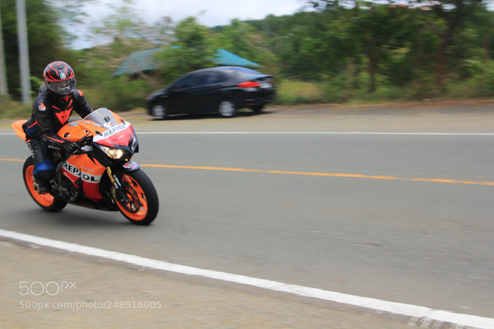 Canon EOS 550D (EOS Rebel T2i / EOS Kiss X4) sample photo. Race me up bruhh photography