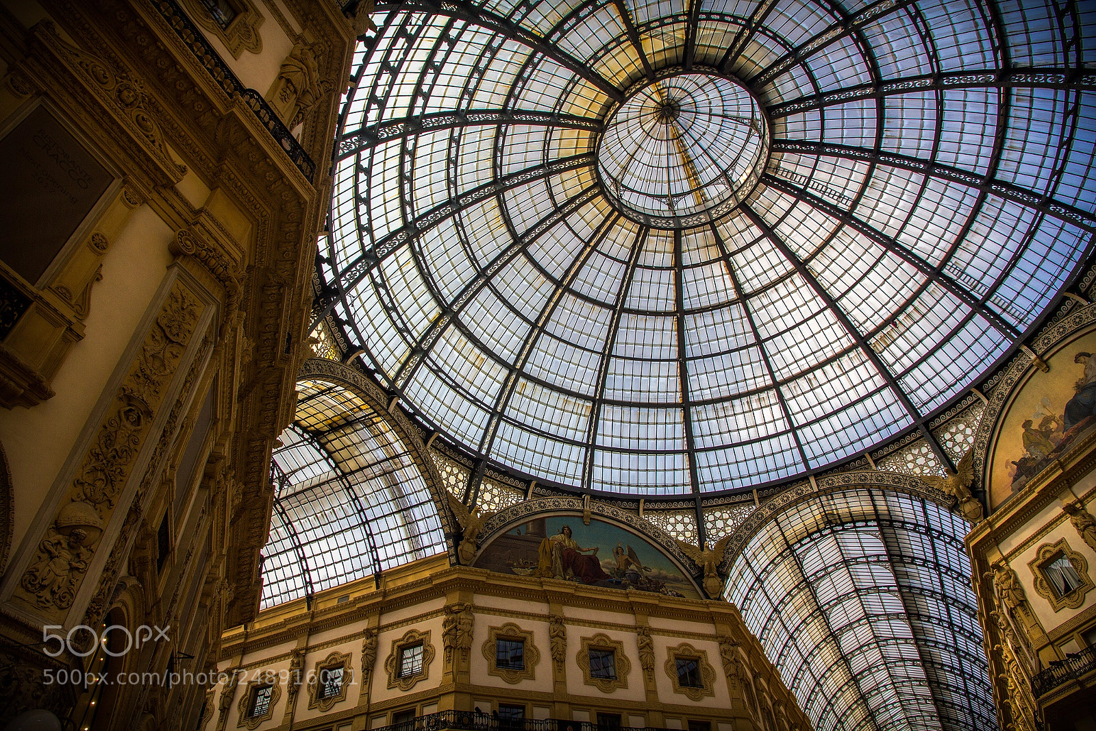 Canon EOS 550D (EOS Rebel T2i / EOS Kiss X4) sample photo. Galleria vittorio emanuele ii photography