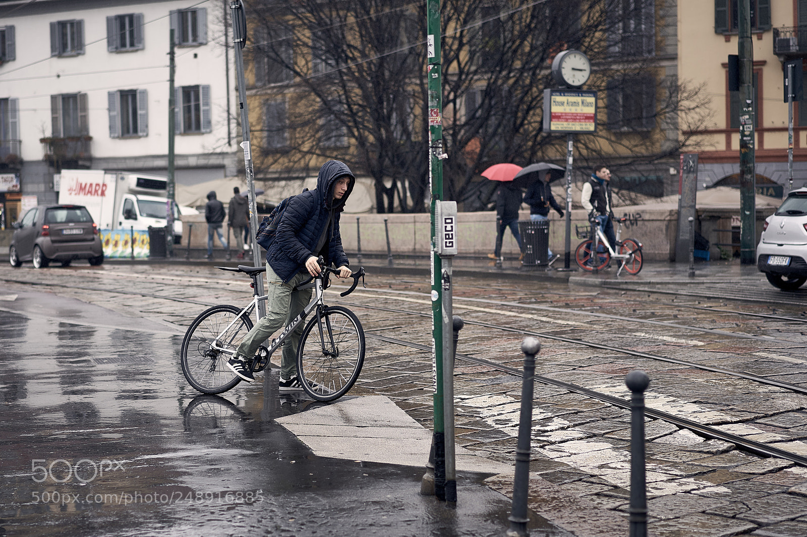 Sony a7R II sample photo. Ready to cross photography